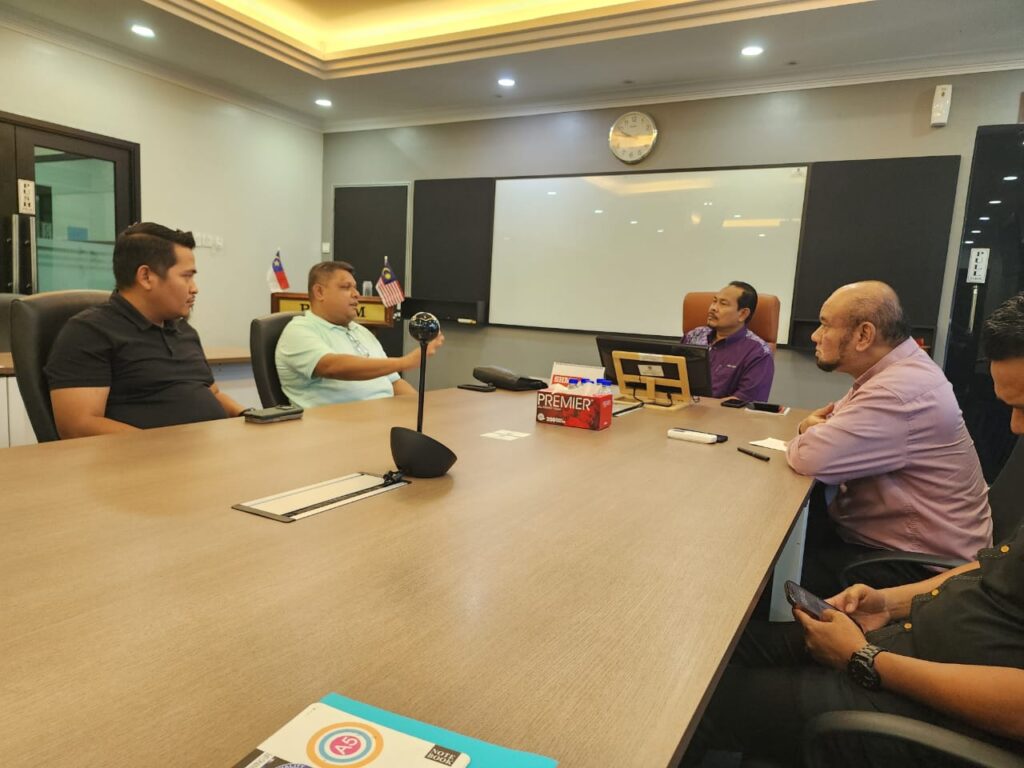 Perbincangan dengan syarikat Summit Energy Resources Sdn. Bhd 3