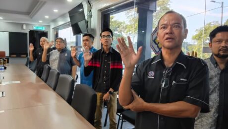 6 Nyanyian lagu Negaraku, Melaka Maju Jaya, Pertam Gemilang dan Ikrar Rukun Negara 6