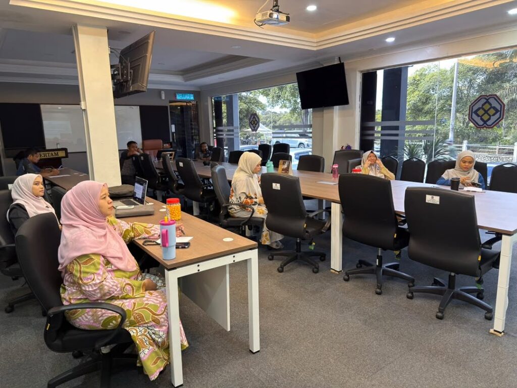 Sesi Webinar Data Raya (Big Data) dan Kecerdasan Buatan (AI)