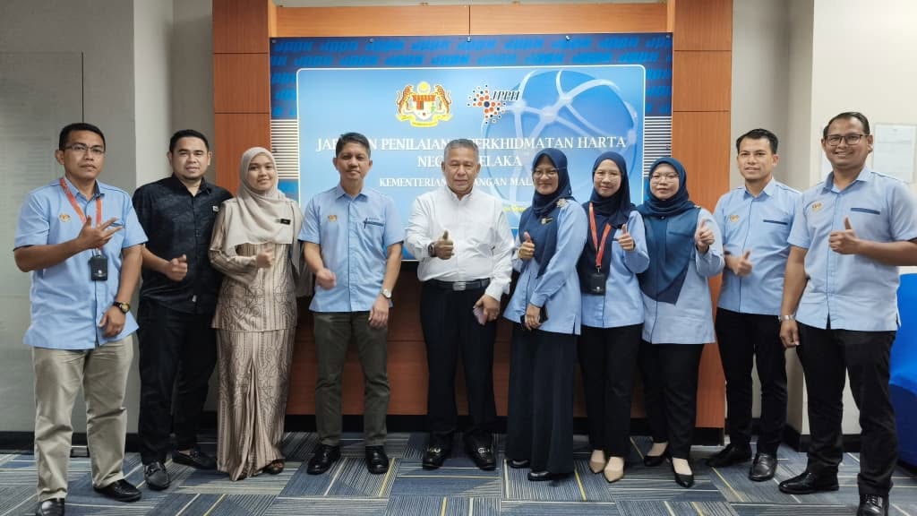 Kunjungan Hormat serta Sesi Perbincangan antara Ketua Pegawai Eksekutif PERTAM 3