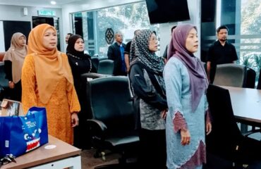 Pembudayaan nyanyian lagu Negaraku, Melaka Maju Jaya, Pertam Gemilang dan Ikrar Rukun Negara serta Bacaan Doa