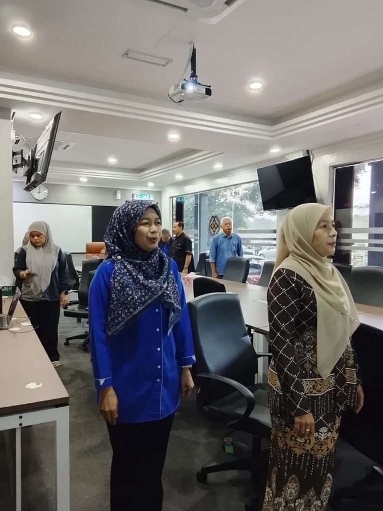 Pembudayaan nyanyian lagu Negaraku, Melaka Maju Jaya, Pertam Gemilang dan Ikrar Rukun Negara serta Bacaan Doa